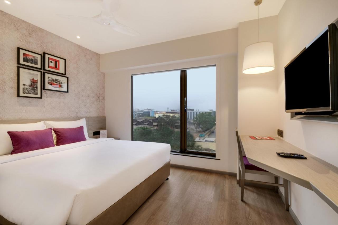 7 Apple Hotel Mahape, نافي مومباي المظهر الخارجي الصورة